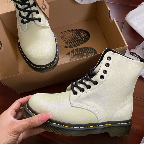 Dr martens glitter boots - Picture 3 of 7